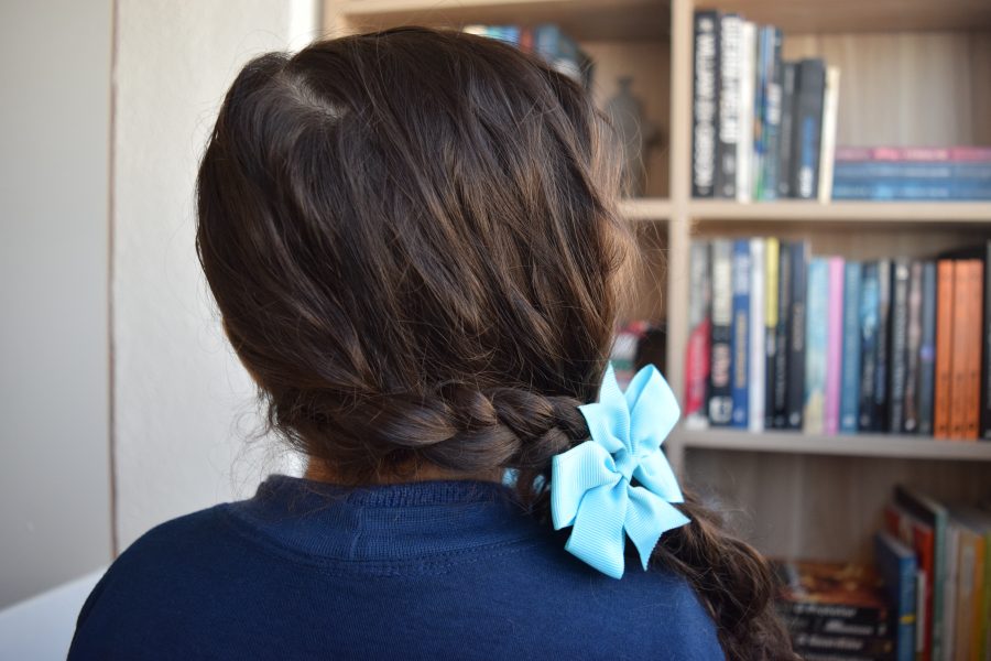 8 Penteados para Cabelo Cacheado Infantil - As meninas vão adorar!